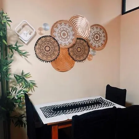 شقة Amazona
